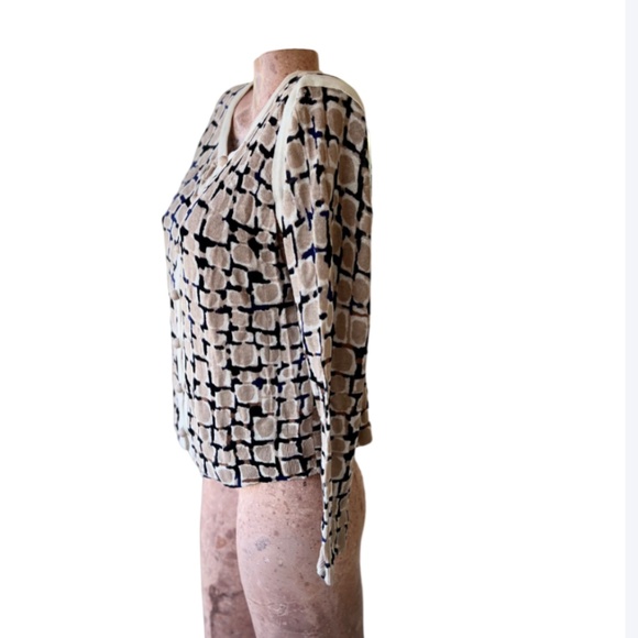 Nic + Zoe Time Abstract Square Navy/Cream Pattern Print Shrug Size L - Picture 3 of 5